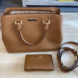 MICHAEL KORS BAG, WALLET & STRAP FOR PURSE!